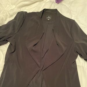 Beautiful 3/4 woman’s blazer